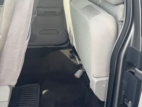 Used 2007 Chevrolet Silverado 1500 LT w/ 1LT Convenience Package image 8