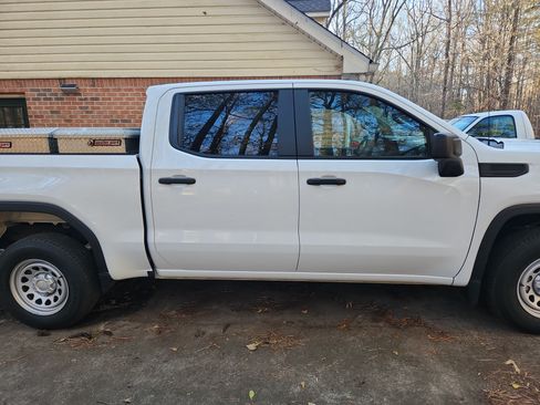 Used 2022 GMC Sierra 1500 Pro w/ Pro Value Package image 14
