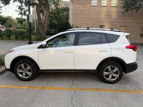 Used 2015 Toyota RAV4 XLE AWD/4WD image 1