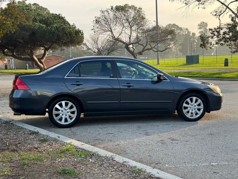 Used 2006 Honda Accord EX-L image 8