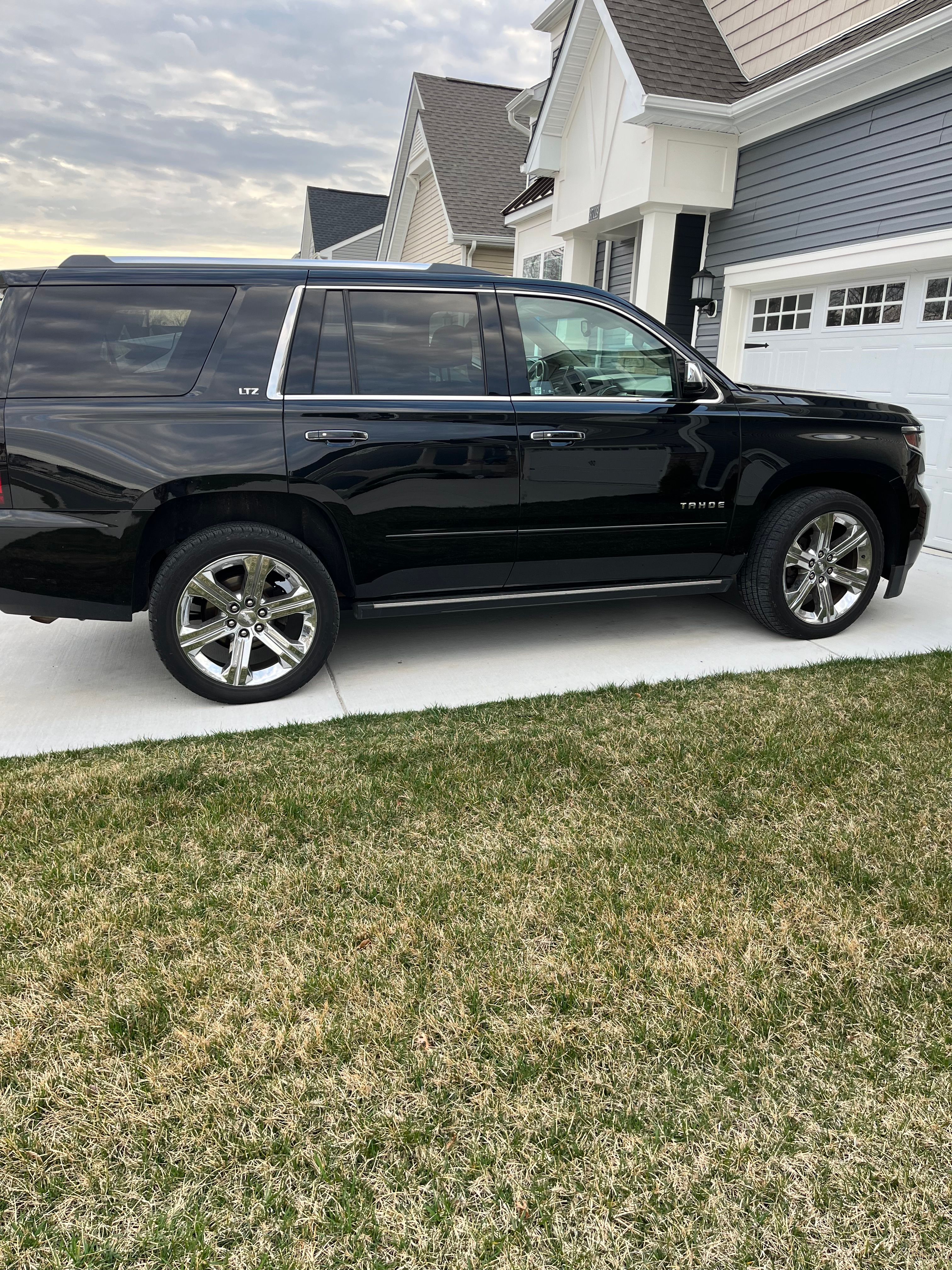 Used 2016 Chevrolet Tahoe LTZ AWD/4WD image 5