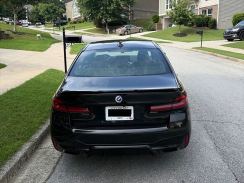 Used 2021 BMW 530i xDrive w/ M Sport Package AWD/4WD image 4