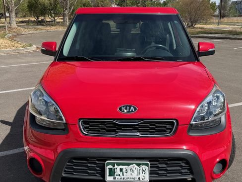 Used 2012 Kia Soul + FWD image 4