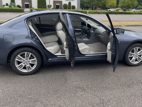 Used 2012 INFINITI G37 x Sedan w/ Premium Pkg AWD/4WD image 15