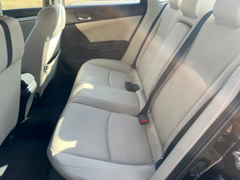 Used 2016 Honda Civic EX image 8