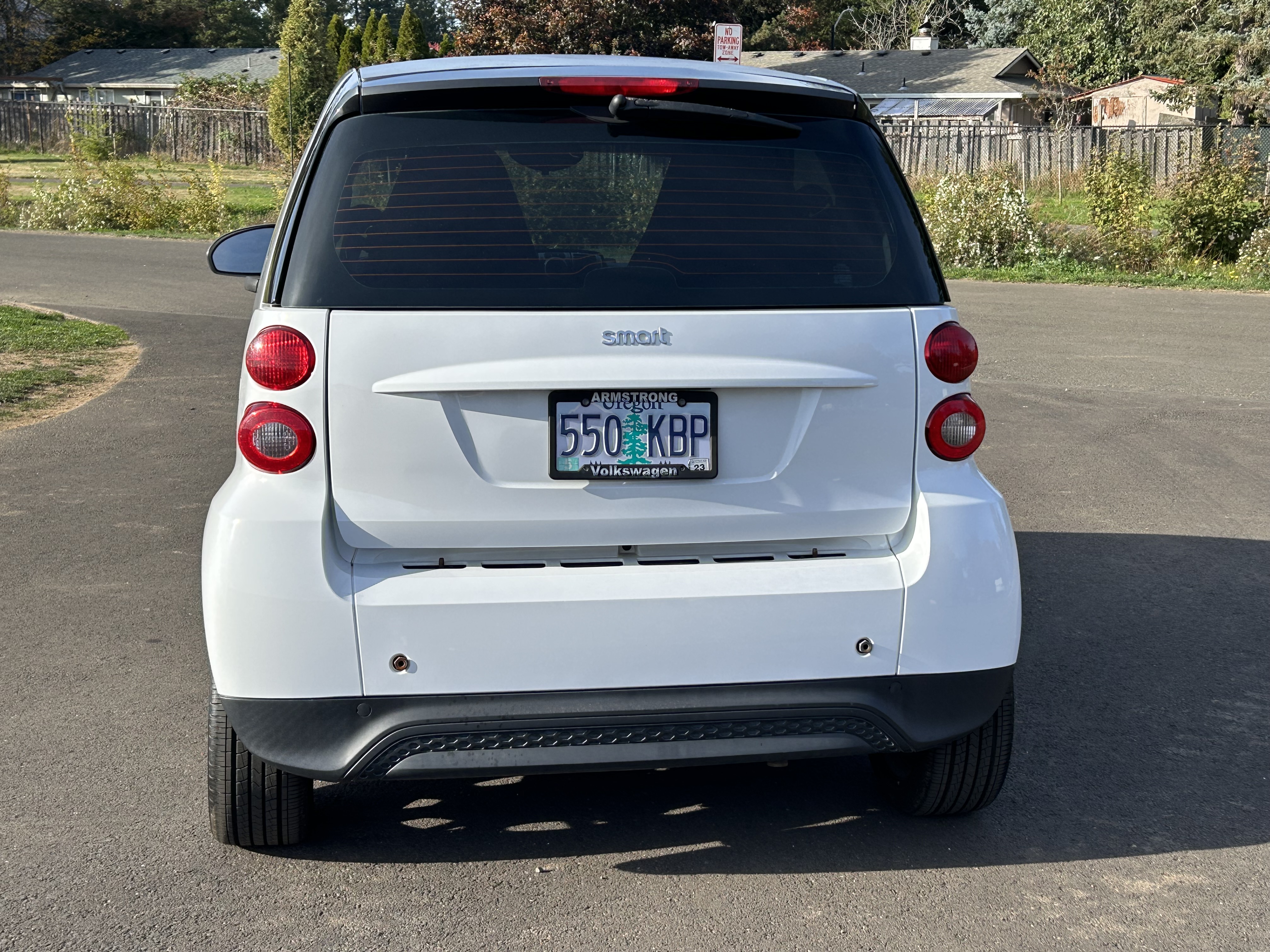 Used 2014 smart fortwo pure RWD image 8