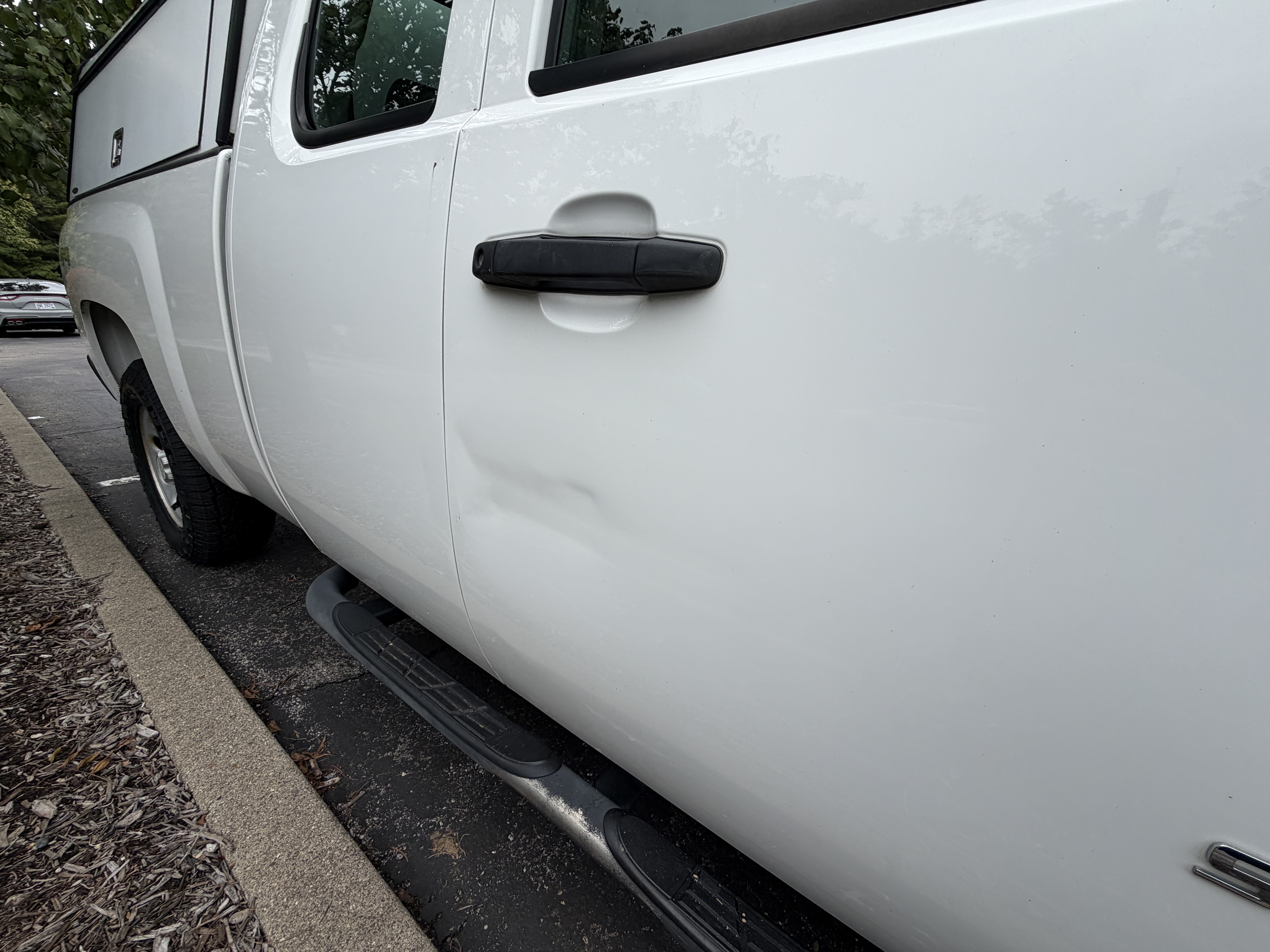 Used 2011 Chevrolet Silverado 1500 W/T AWD/4WD image 4