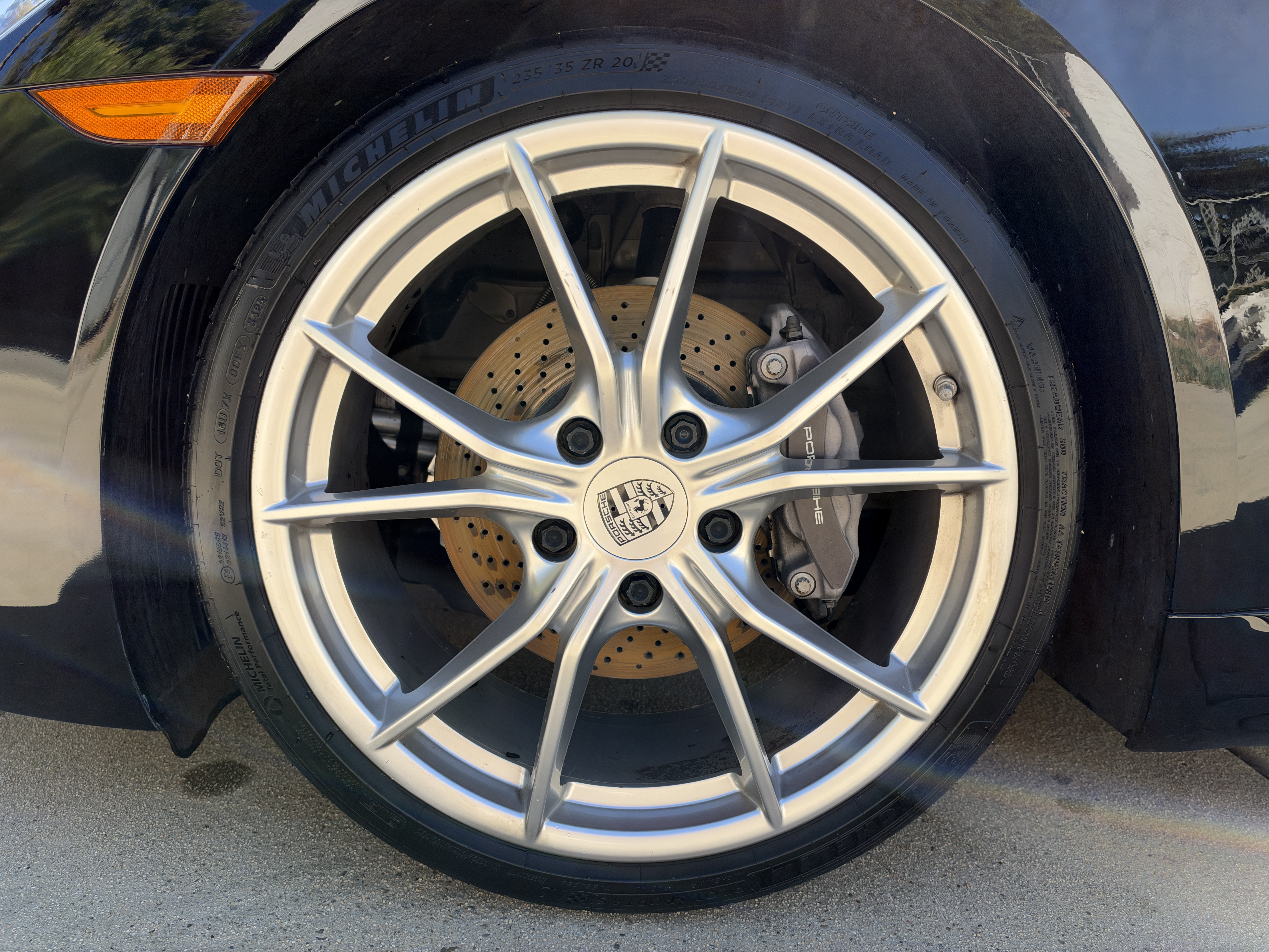 Used 2019 Porsche 718 Cayman RWD image 20