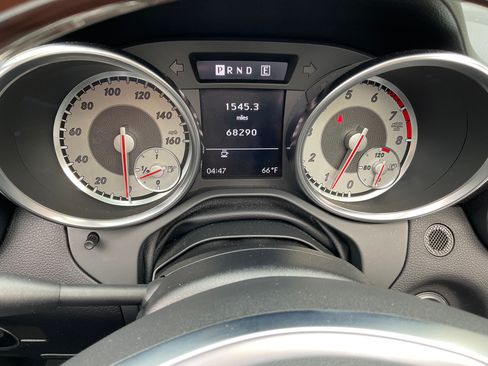 Used 2012 Mercedes-Benz SLK 350 image 11