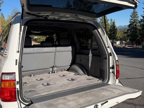 Used 2002 Toyota Land Cruiser AWD/4WD image 11