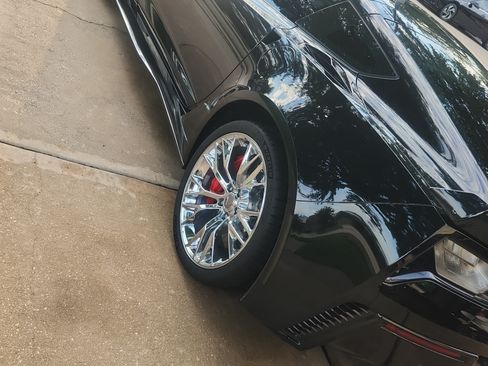 Used 2015 Chevrolet Corvette Z06 w/ 3LZ Preferred Equipment Group image 5