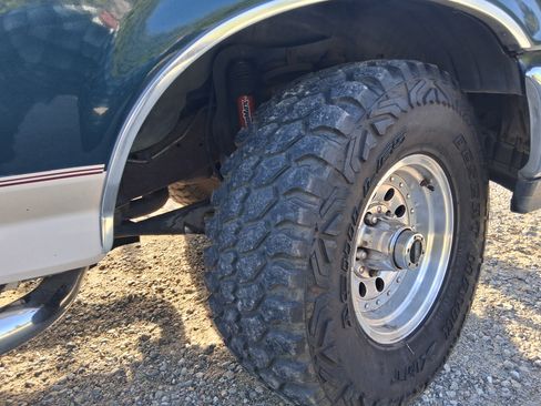 Used 1993 Ford Bronco image 12