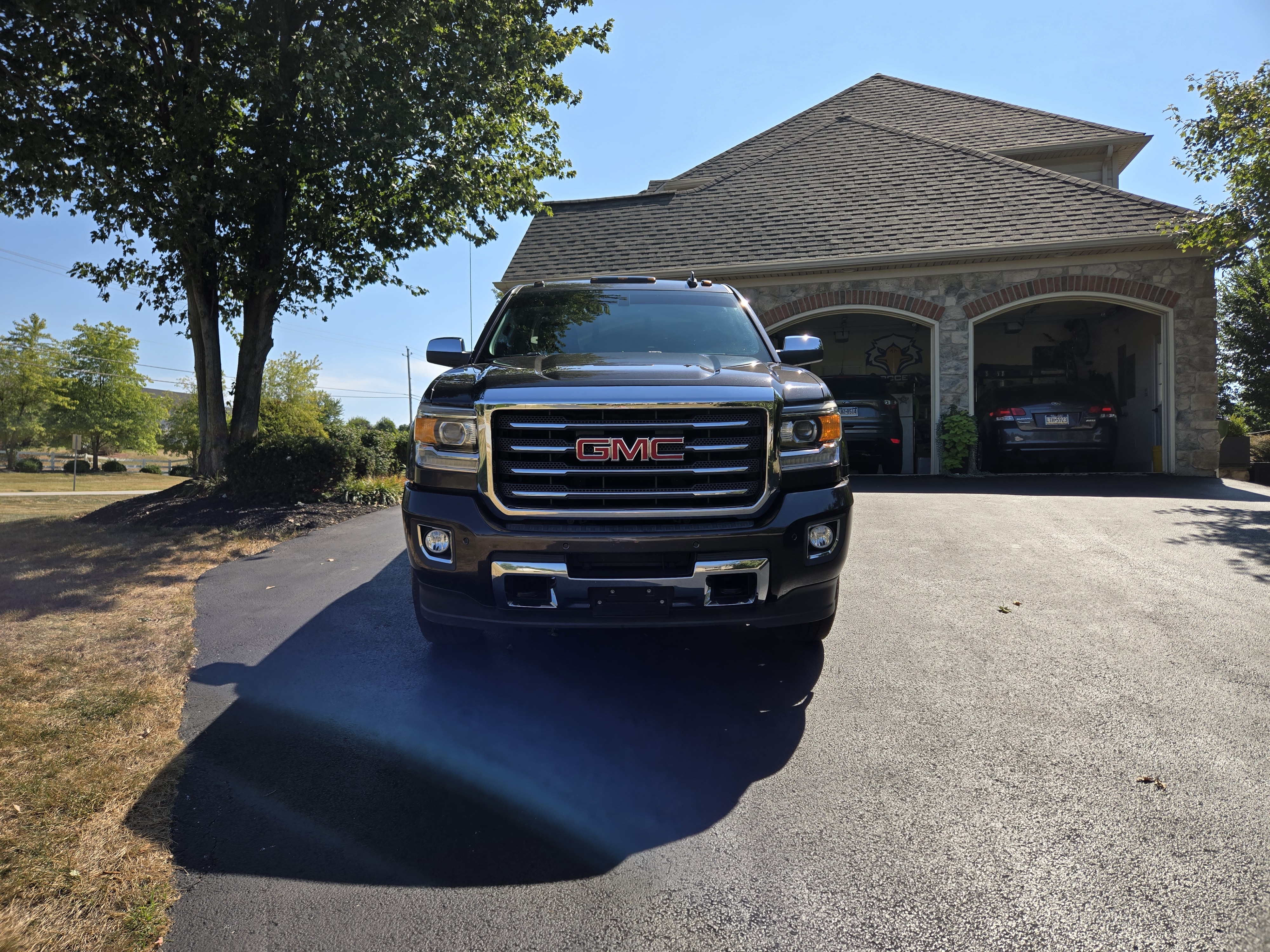 Used 2015 GMC Sierra 2500 SLT w/ All-Terrain HD Package AWD/4WD image 5