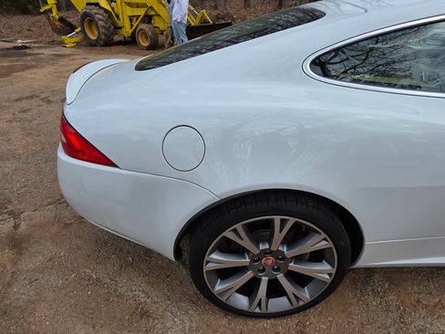 Used 2014 Jaguar XK Coupe 2D image 15