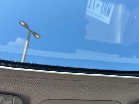 Used 2006 Subaru Outback 2.5i Limited image 12