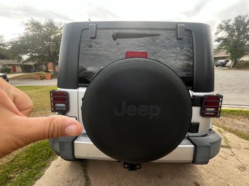 Used 2008 Jeep Wrangler Sahara w/ PWR Convenience Group image 11