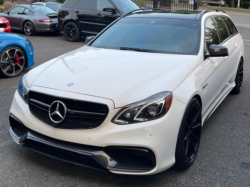 Used 2014 Mercedes-Benz E 63 AMG S-Model image 5