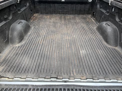 Used 2015 Chevrolet Silverado 3500 W/T image 16