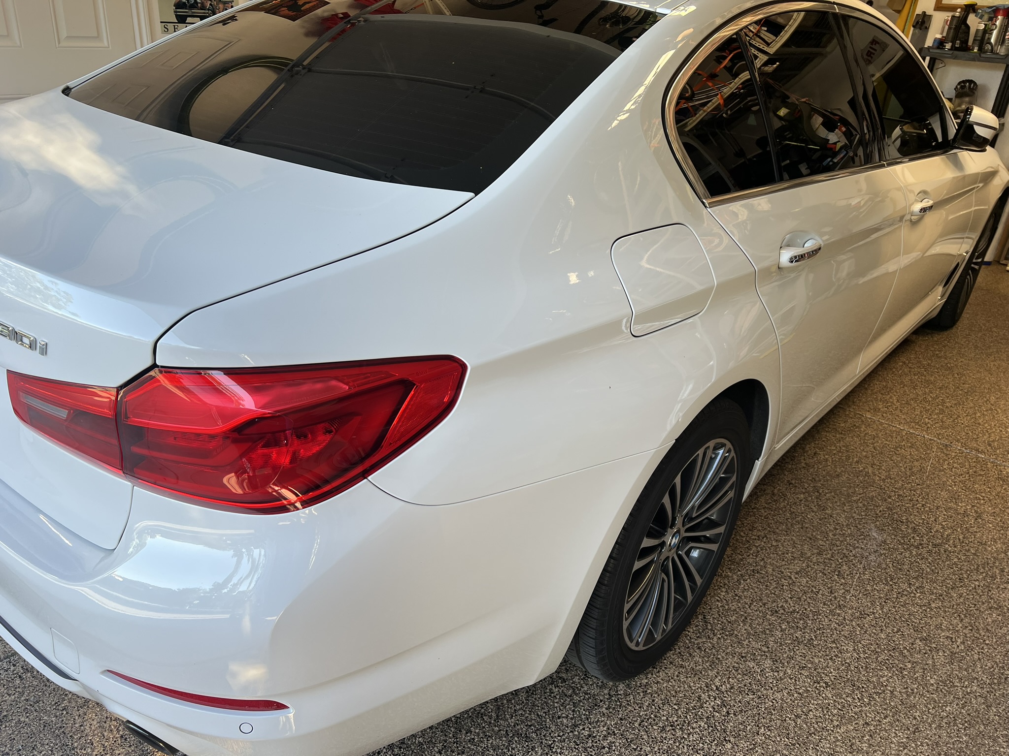 Used 2018 BMW 530i w/ Premium Package RWD image 18