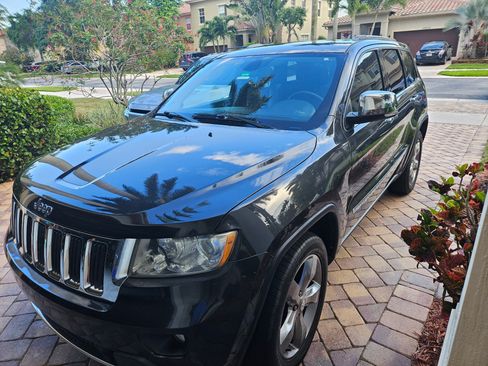 Used 2011 Jeep Grand Cherokee Limited w/ Trailer Tow Group image 1