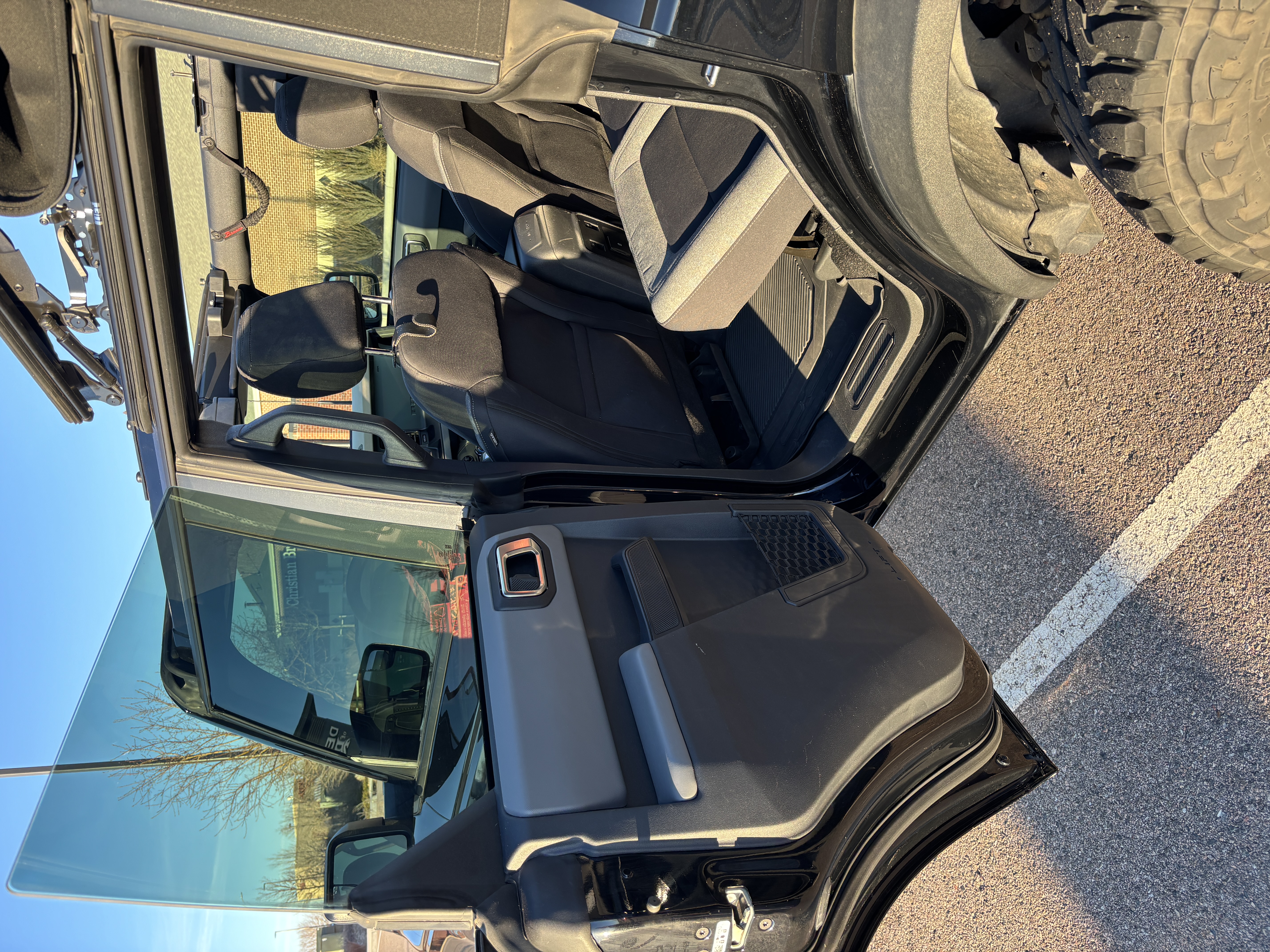 Used 2022 Ford Bronco 4-Door AWD/4WD image 11