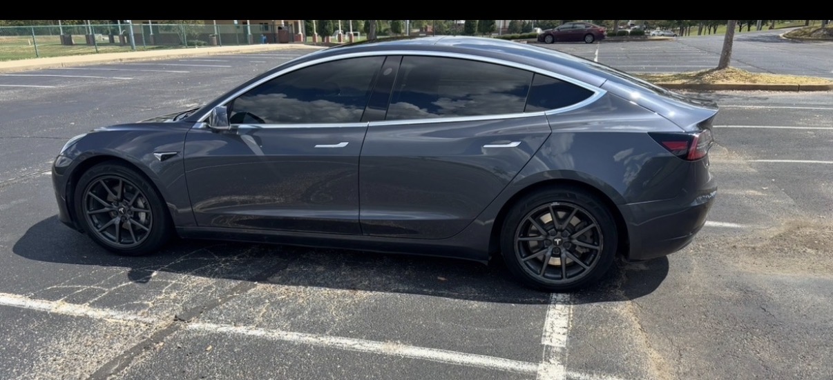 Used 2019 Tesla Model 3 Long Range AWD/4WD image 4