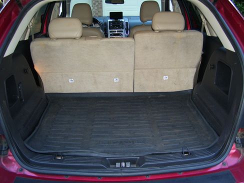 Used 2010 Ford Edge SEL image 15