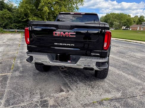 Used 2019 GMC Sierra 1500 SLT w/ SLT Premium Plus Package AWD/4WD image 6