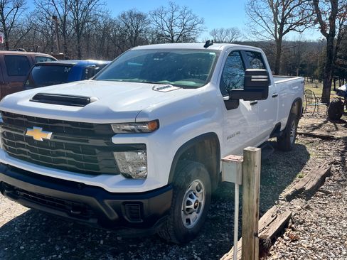Used 2024 Chevrolet Silverado 2500 W/T w/ WT Convenience Package image 1