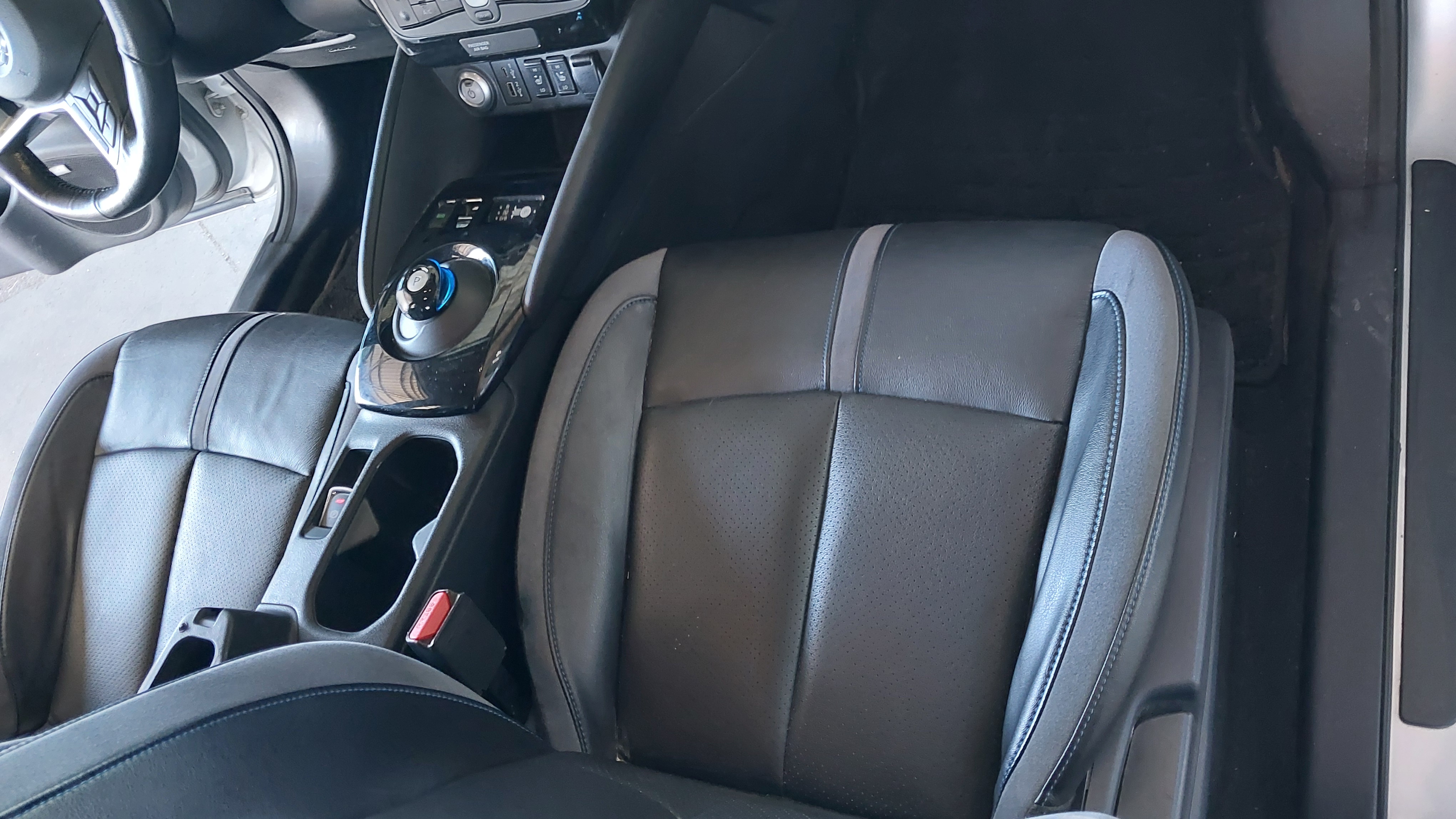 Used 2020 Nissan Leaf SL Plus FWD image 9