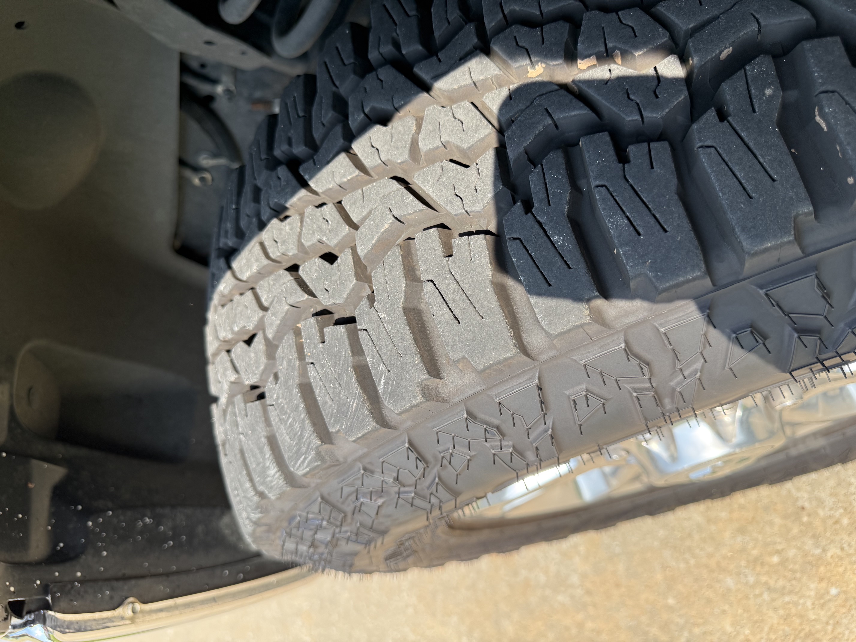 Used 2024 RAM 2500 Big Horn w/ Safety Group AWD/4WD image 9