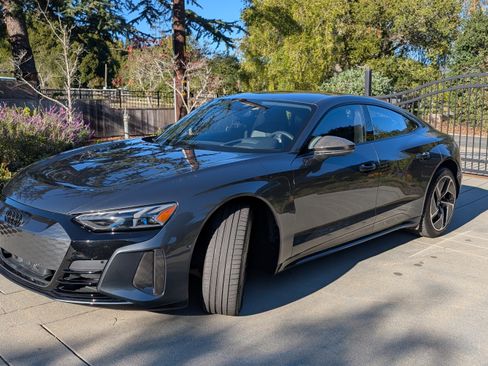 Used 2023 Audi RS e-tron GT w/ Carbon Performance Package image 1