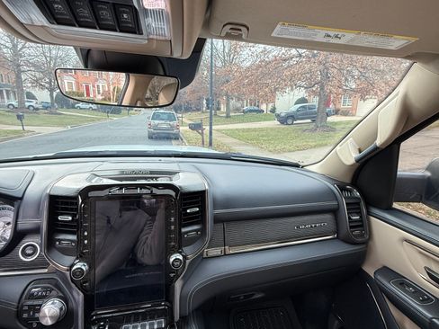 Used 2020 RAM 1500 Limited w/ Advanced Safety Group image 11