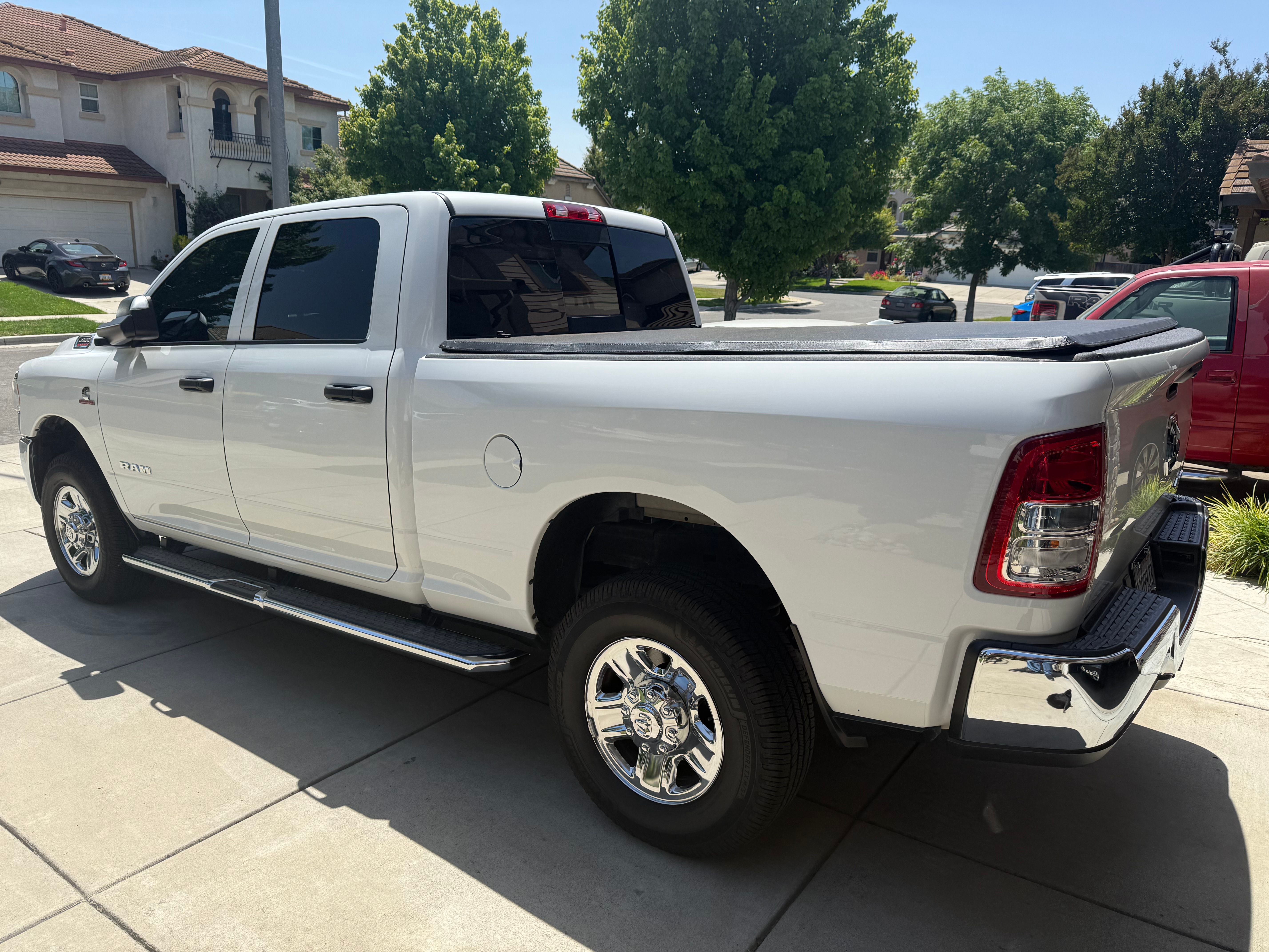 Used 2022 RAM 2500 Tradesman AWD/4WD image 1