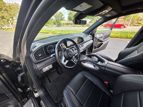 Used 2021 Mercedes-Benz GLS 450 4MATIC image 14