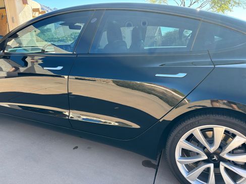 Used 2019 Tesla Model 3 Long Range image 9