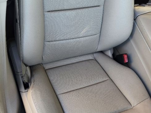 Used 2014 Mercedes-Benz E 350 Sedan image 16