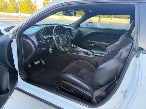 Used 2020 Dodge Challenger R/T Scat Pack image 10