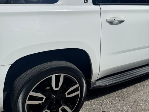 Used 2020 Chevrolet Suburban LT w/ RST Edition RWD image 4