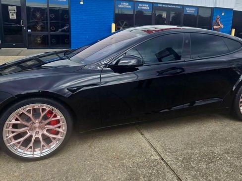 Used 2026 Tesla Model S Plaid AWD/4WD image 5