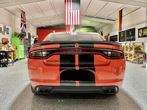 Used 2018 Dodge Charger GT image 10