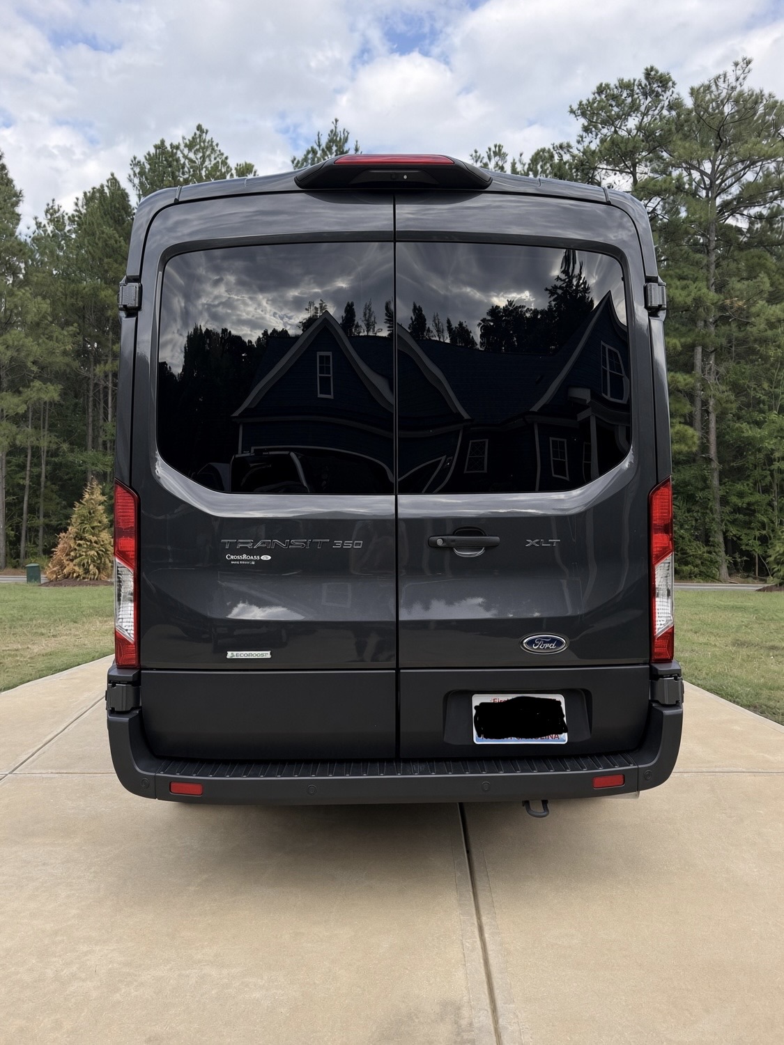 Used 2025 Ford Transit 350 XLT RWD image 5
