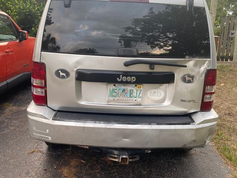 Used 2008 Jeep Liberty Sport image 4