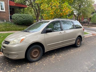 Used 2005 Toyota Sienna CE