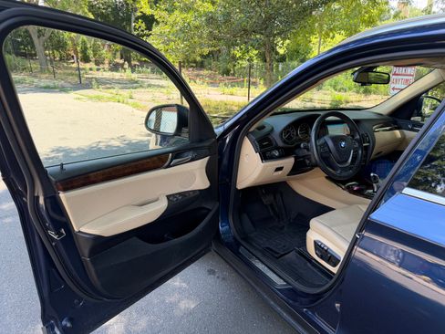 Used 2016 BMW X3 xDrive28i AWD/4WD image 18