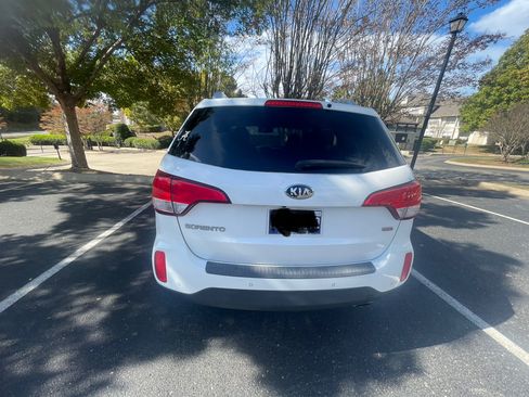 Used 2014 Kia Sorento LX FWD image 6