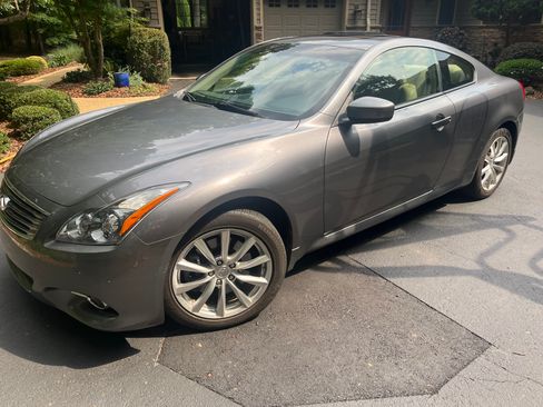 Used 2013 INFINITI G37 x Coupe w/ Premium Pkg AWD/4WD image 4