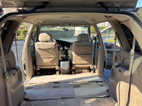 Used 2000 Toyota Sienna XLE image 8