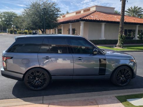 Used 2019 Land Rover Range Rover HSE image 8