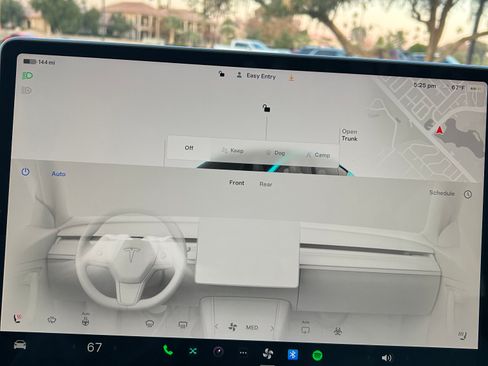 Used 2023 Tesla Model Y Performance image 8